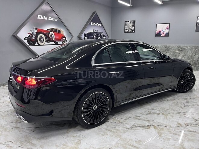 Mercedes E 200-19