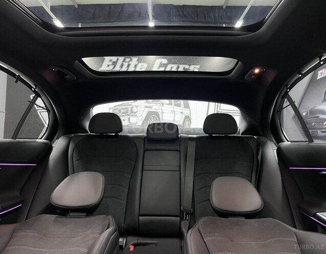 Mercedes E 200-36