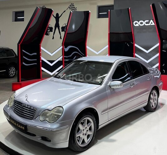 Mercedes C 240 2001, 400,000 km - 2.6 l - Sumqayıt