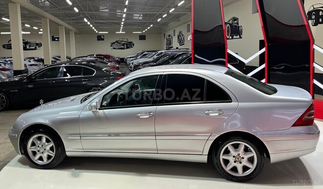 Mercedes C 240 2001, 400,000 km - 2.6 l - Sumqayıt