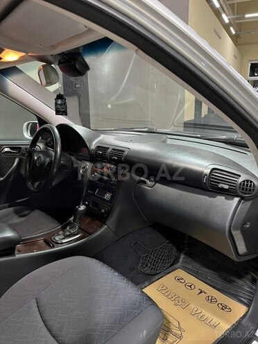 Mercedes C 240 2001, 400,000 km - 2.6 l - Sumqayıt