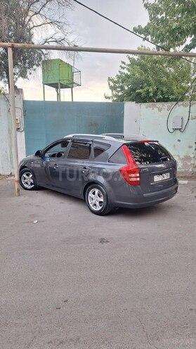 Kia  2008, 290 km - 1.6 l - Neftçala