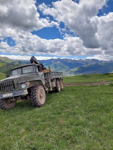 Ural 4320 1989, 250,000 km - 7.5 l - Gəncə