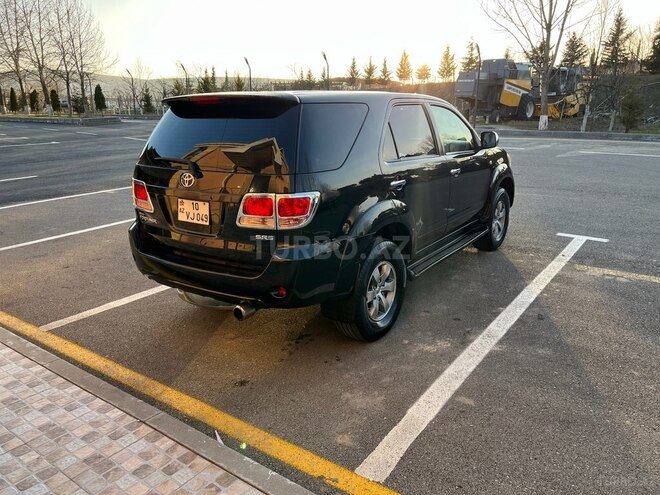 Toyota Fortuner 2006, 255,000 km - 2.7 л - Şamaxı
