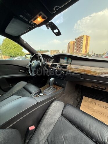 BMW 530 2004, 268,000 km - 3.0 l - Gəncə