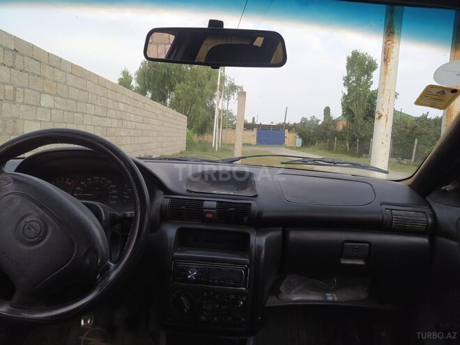 Opel Astra 1996, 720,000 km - 1.6 l - Xaçmaz