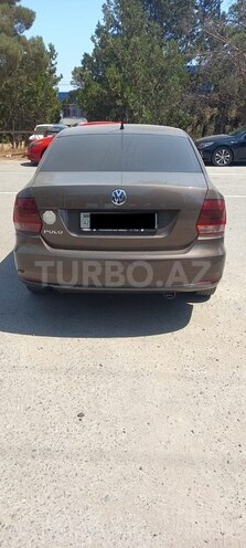 Volkswagen Polo 2017, 212,348 km - 1.6 l - Xırdalan
