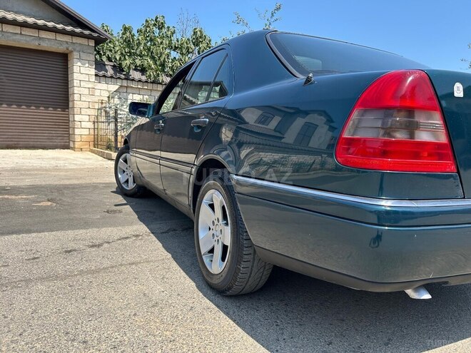 Mercedes C 180 1995, 245,770 km - 1.8 l - Masallı