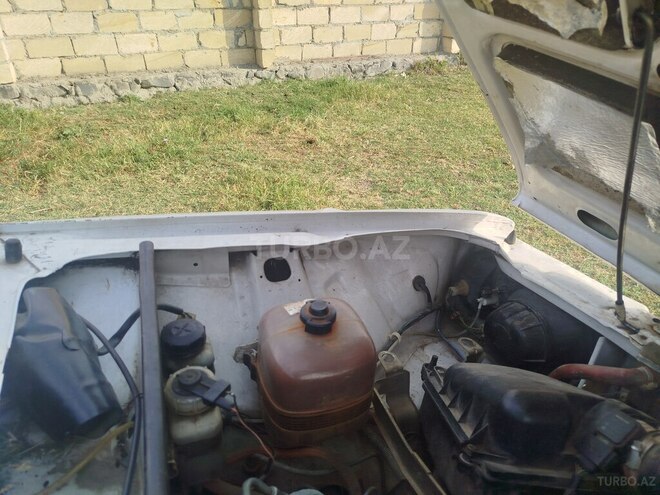 LADA (VAZ) 2107 2008, 59,000 km - 1.6 l - Qax