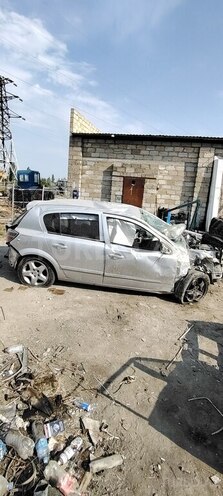 Opel Astra 2008, 250,000 km - 1.4 l - Göyçay