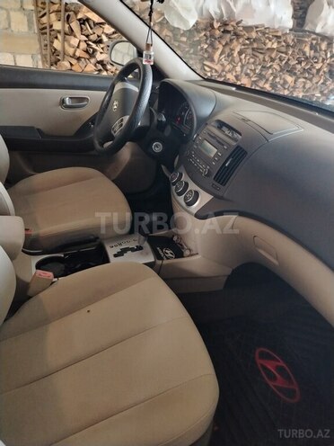 Hyundai Elantra 2009, 100,637 km - 2.0 л - Ağdaş