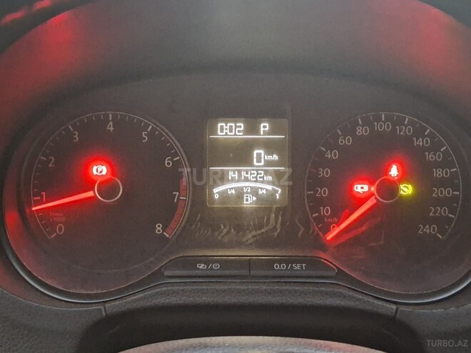Volkswagen Polo 2018, 142,000 km - 1.6 l - Bakı