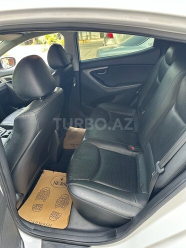 Hyundai Avante 2014, 212,445 km - 1.6 l - Bakı