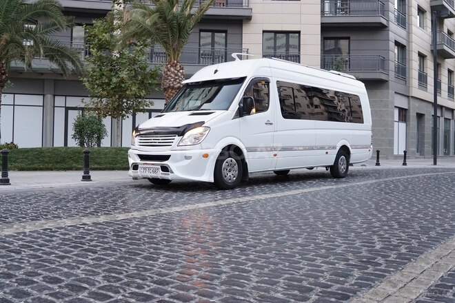 Mercedes Sprinter 318 2010, 760,000 km - 3.0 l - Bakı