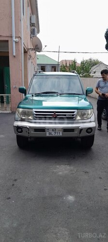 Mitsubishi Pajero io 1999, 294,976 km - 2.0 l - Zaqatala
