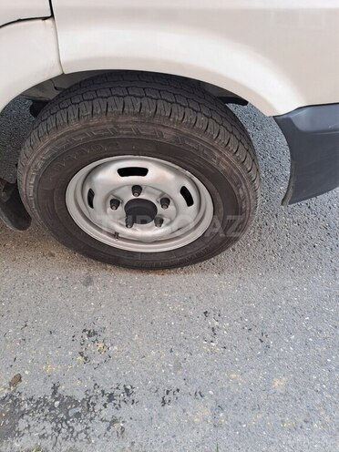 Ford Transit 2001, 325,000 km - 2.4 л - Şəki