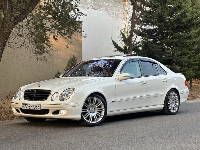 Mercedes E 240 2003, 298,500 km - 2.6 l - Bakı