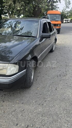 Mercedes C 180 1996, 400,000 km - 1.8 l - Qax