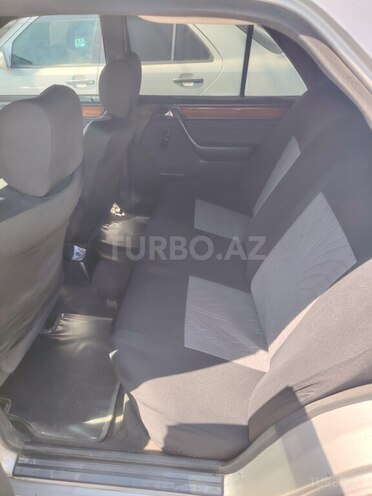 Mercedes E 200 1993, 475,000 km - 2.0 l - Xaçmaz