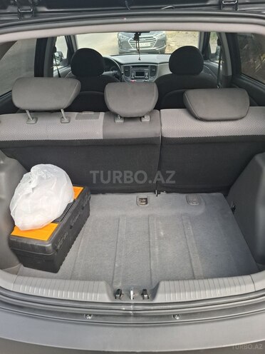 Kia Rio 2008, 215,747 km - 1.4 l - Quba