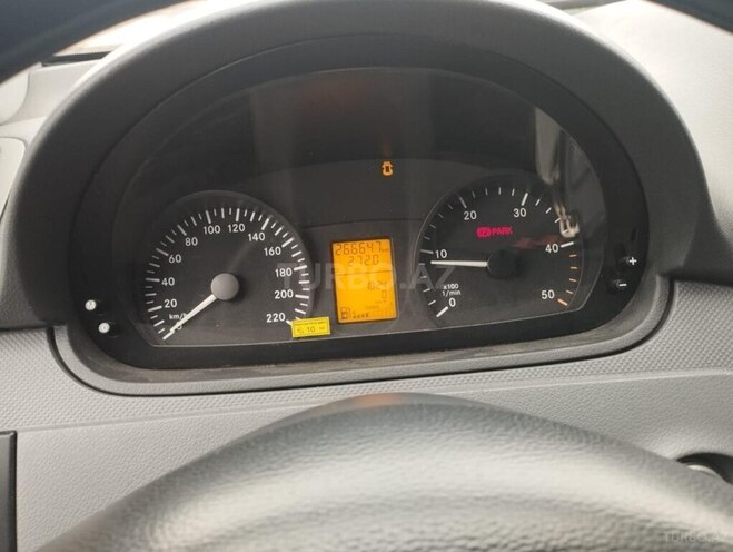 Mercedes Vito 115 2010, 266,000 km - 2.2 л - Bakı