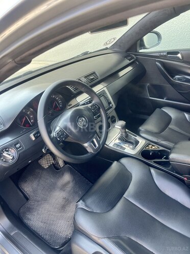 Volkswagen Passat 2007, 291,000 km - 3.2 l - Bakı