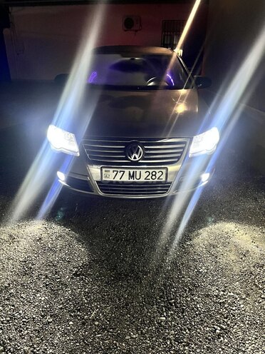 Volkswagen Passat 2007, 291,000 km - 3.2 l - Bakı