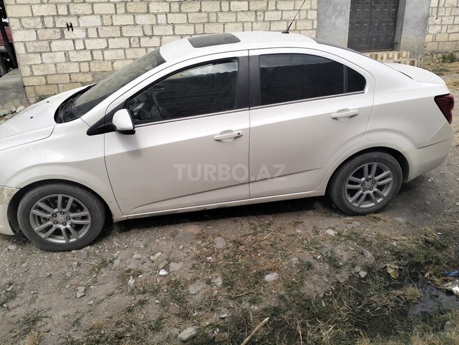Chevrolet Aveo 2014, 257,273 km - 1.6 l - Şəki