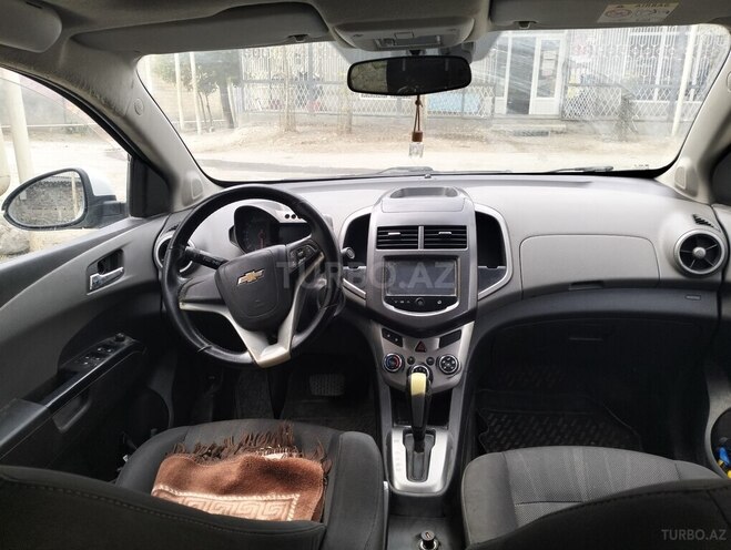 Chevrolet Aveo 2014, 257,273 km - 1.6 l - Şəki