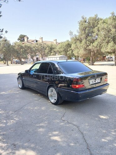 Mercedes C 220 2000, 400,000 km - 2.2 л - Bakı