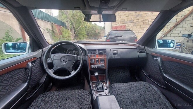 Mercedes C 180 1994, 570,000 km - 1.8 л - Şəki