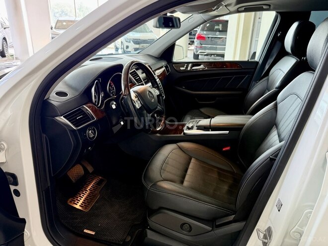 Mercedes GL 350 4MATIC 2015, 184,000 km - 3.0 l - Bakı