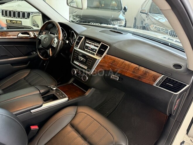 Mercedes GL 350 4MATIC 2015, 184,000 km - 3.0 l - Bakı