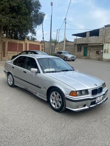 BMW 318 1997, 346,000 km - 1.8 l - Bakı