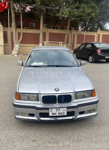 BMW 318 1997, 346,000 km - 1.8 l - Bakı