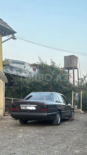 Mercedes E 200 1993, 140,000 km - 2.0 l - Masallı