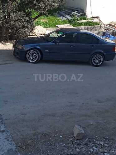 BMW 330 2001, 320,000 km - 2.9 l - Bakı