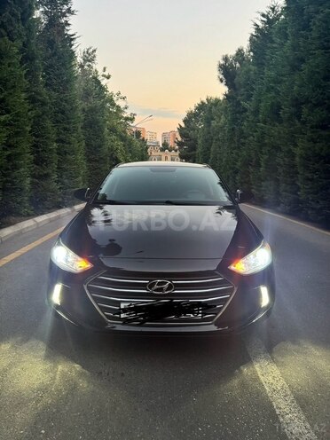 Hyundai Elantra 2018, 160,000 km - 2.0 l - Bakı