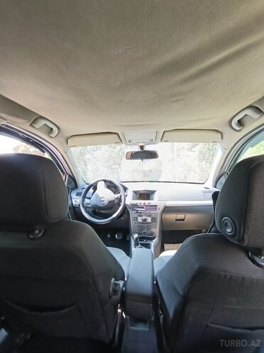 Opel Astra 2006, 210,000 km - 1.3 l - Bakı