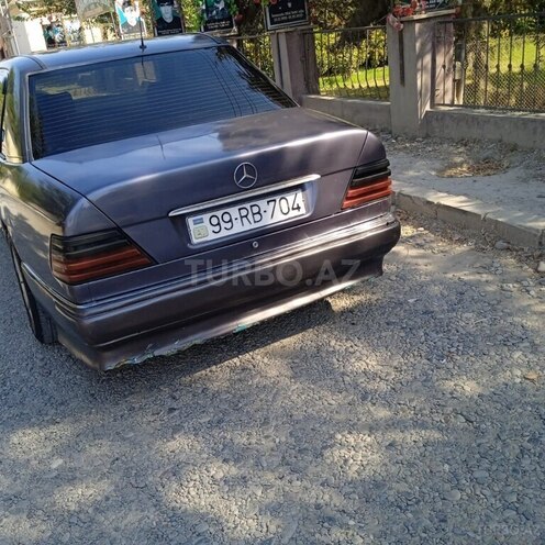 Mercedes E 200 1990, 231,543 km - 2.0 l - Beyləqan