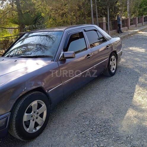 Mercedes E 200 1990, 231,543 km - 2.0 l - Beyləqan
