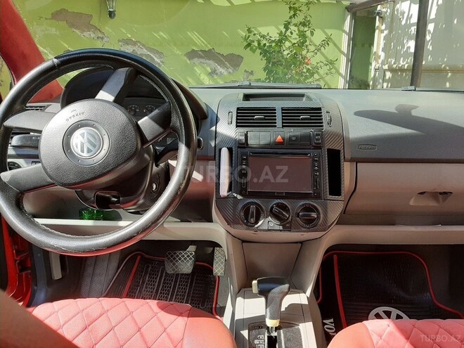 Volkswagen Polo 2004, 250,000 km - 1.4 l - Bakı