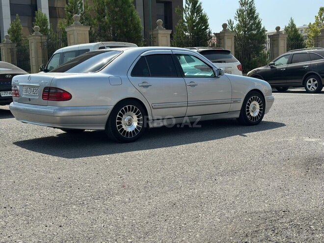 Mercedes E 240 2000, 381,233 km - 2.4 l - Şirvan