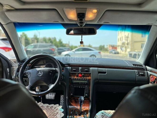 Mercedes E 240 2000, 381,233 km - 2.4 l - Şirvan