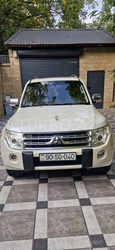 Mitsubishi Pajero 2011, 285,000 km - 3.0 л - Bakı