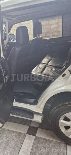 Mitsubishi Pajero 2011, 285,000 km - 3.0 л - Bakı