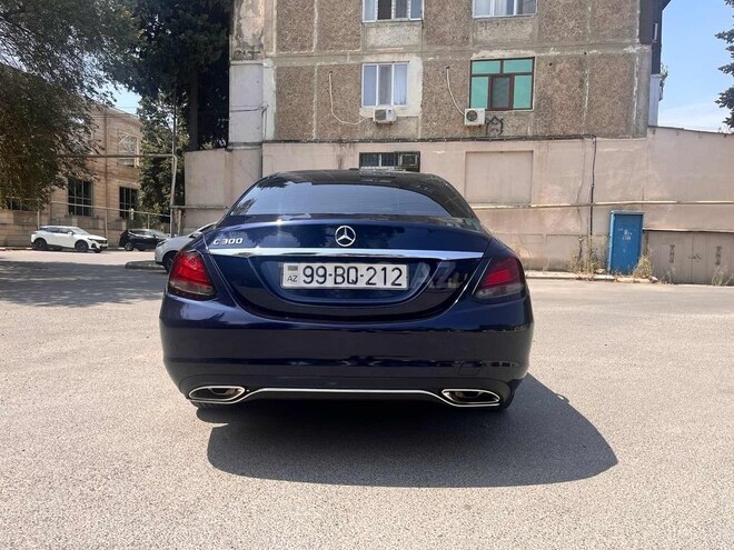 Mercedes C 300 2018, 47,500 km - 2.0 l - Bakı