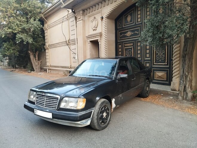 Mercedes E 220 1994, 325,000 km - 2.2 л - Bakı