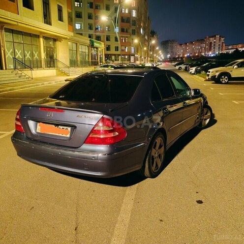 Mercedes E 240 2002, 355,000 km - 2.6 l - Sumqayıt