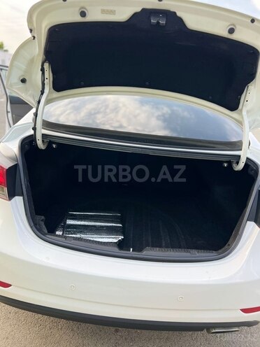 Hyundai Elantra 2015, 262,645 km - 2.0 l - Lənkəran